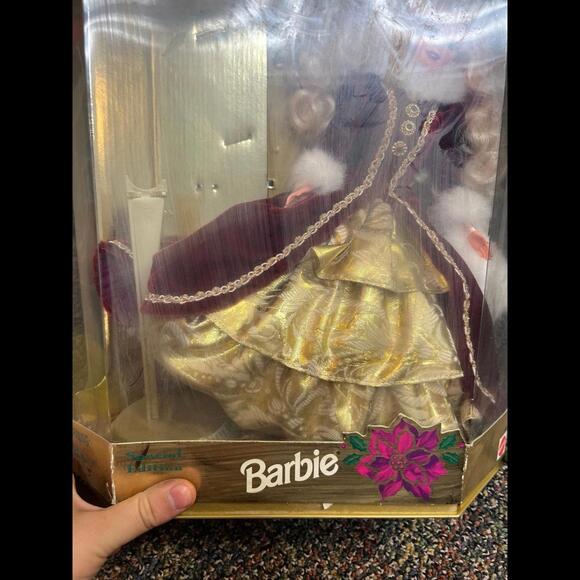 1996 happy holiday Barbie - Picture 3 of 8